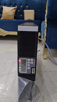 يو بي اس اونلاين • ٤ ونص كيفي • ٧٢ فولت