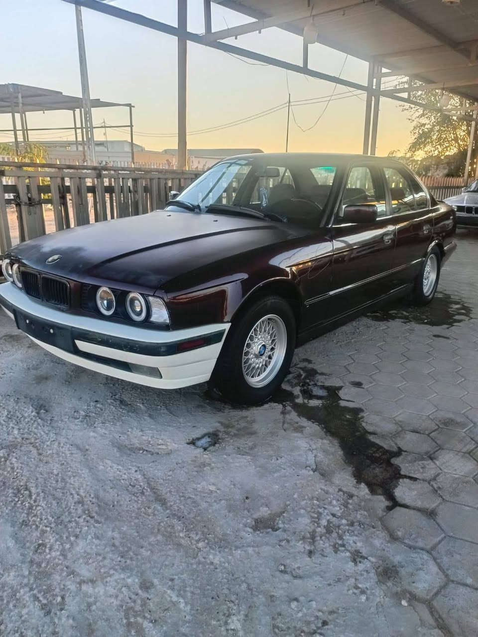 السلام عليكم ورحمه الله وبركاته وبعد Bmw1994رقم اربيل سيارة جاهزة من كلشي كير محرك تبريد تخم تاير جديد سيارة ما بيها ضربه جاردة قمارة وبنيد سيارة حلوة ومناسبه محرك مسكر فانوس اي بي اس شغال كهربائياتها ما ملعوب بيها سيارة بلاديه رقم *********** *********** عنوان السيارة نجف السعر 55
