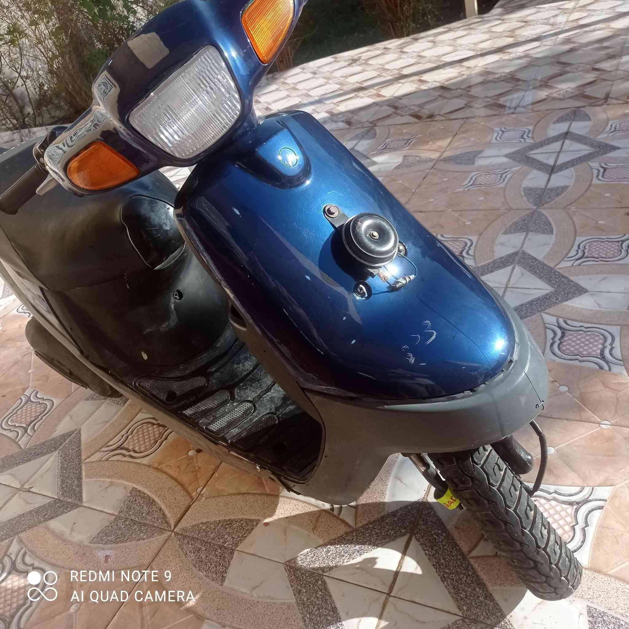 سلام عليكم درجة زعره البيع طافيه ابيع كوم حديد شاصي مكفول هذا الرقم ***********
