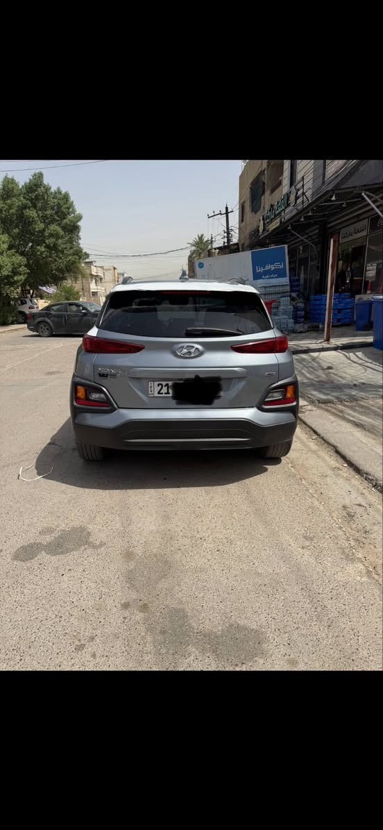 سلام عليكم سياره كونا  2020  تريد وكاله تريد تحويل 
بيها مودات قيادة
فورويل
اقتصادي
سبورت
فتحة بالسقف
ماشية ٧٠٠٠٠ ميل
رادار جانبي بالمراية
واشارات بالمراية
رادار اماي خلفي
كامرة خلفية وية فرة الاستيرن
كشنات الامامية تدفئة
كشن السايق كهربائي رقم الهاتف ***********
