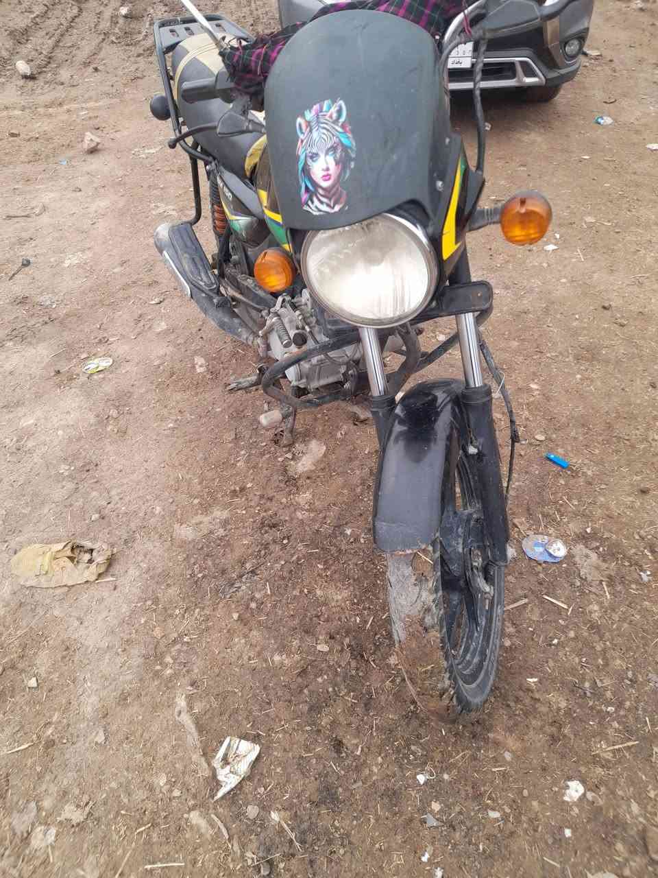 سلام عليكم بيع مستعجل  بدراجه بوكسر نضيفه مامتعوبه مكان بغداد الامين  ثانيه ***********
