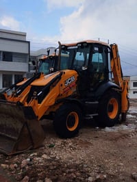 جي سي بي منفيست إقليمي فول نظافة موديل 2011مكفوله من برغي لبرغي دكمة ط...