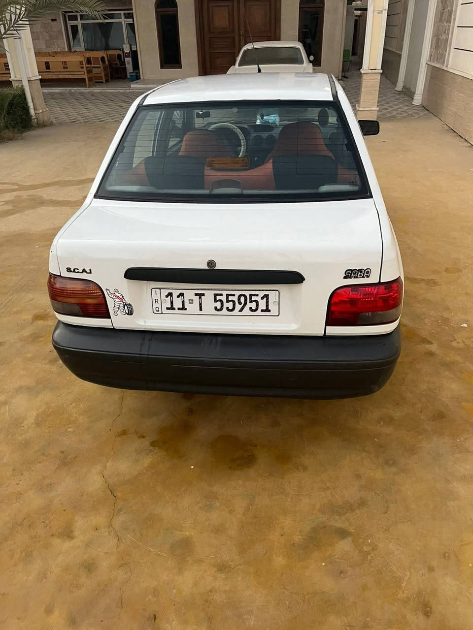 السلام عليكم سايبه لبيع 2018 كامله من كلشي سياره مال بيت ماشيه 100 بيه باب سايق مصبوغه لباقي كفاله كير مكينه مكفول تخم تيرات سياره بسمي السعر 56 
هاتف ***********
