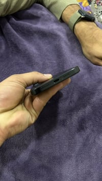 ايفون 16 برو ماكسس   ذاكره 512  نضيفف. داخل الضمان ضمانه ينتهي. بشهر ا...