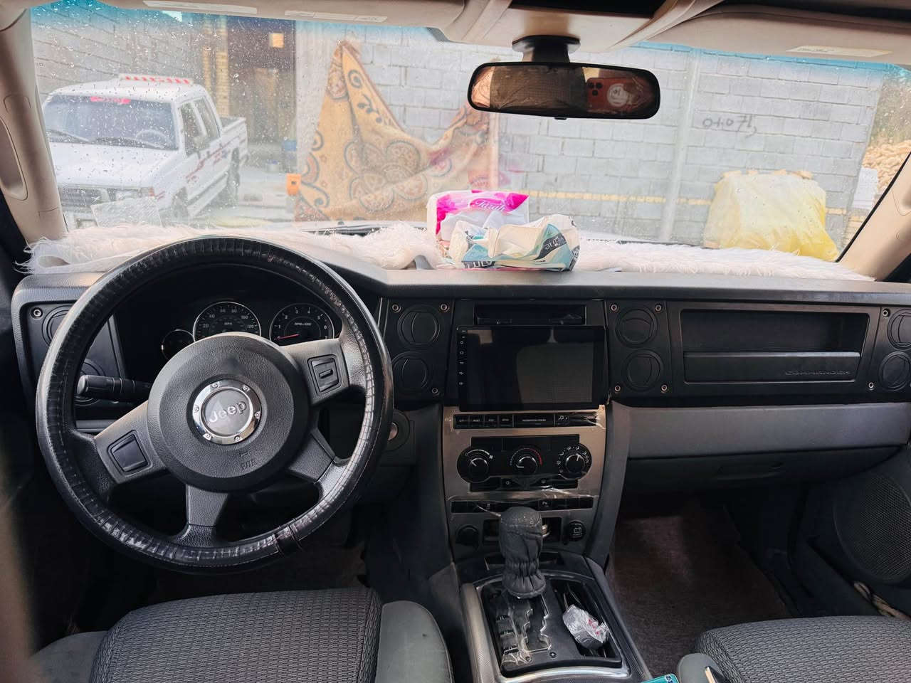 السلام عليكم 

جيب كوماندر 2007 
محرك 3700 كفالة
السيارة بيها قطع صبغ . 
الكير كفالة 
الحدادية ٥٠٪؜ 
السعر 100$ وبيها مجال 

العنوان ( البصرة - الدير - مفرق معمل الورق 

*********** البصرة, العراق
