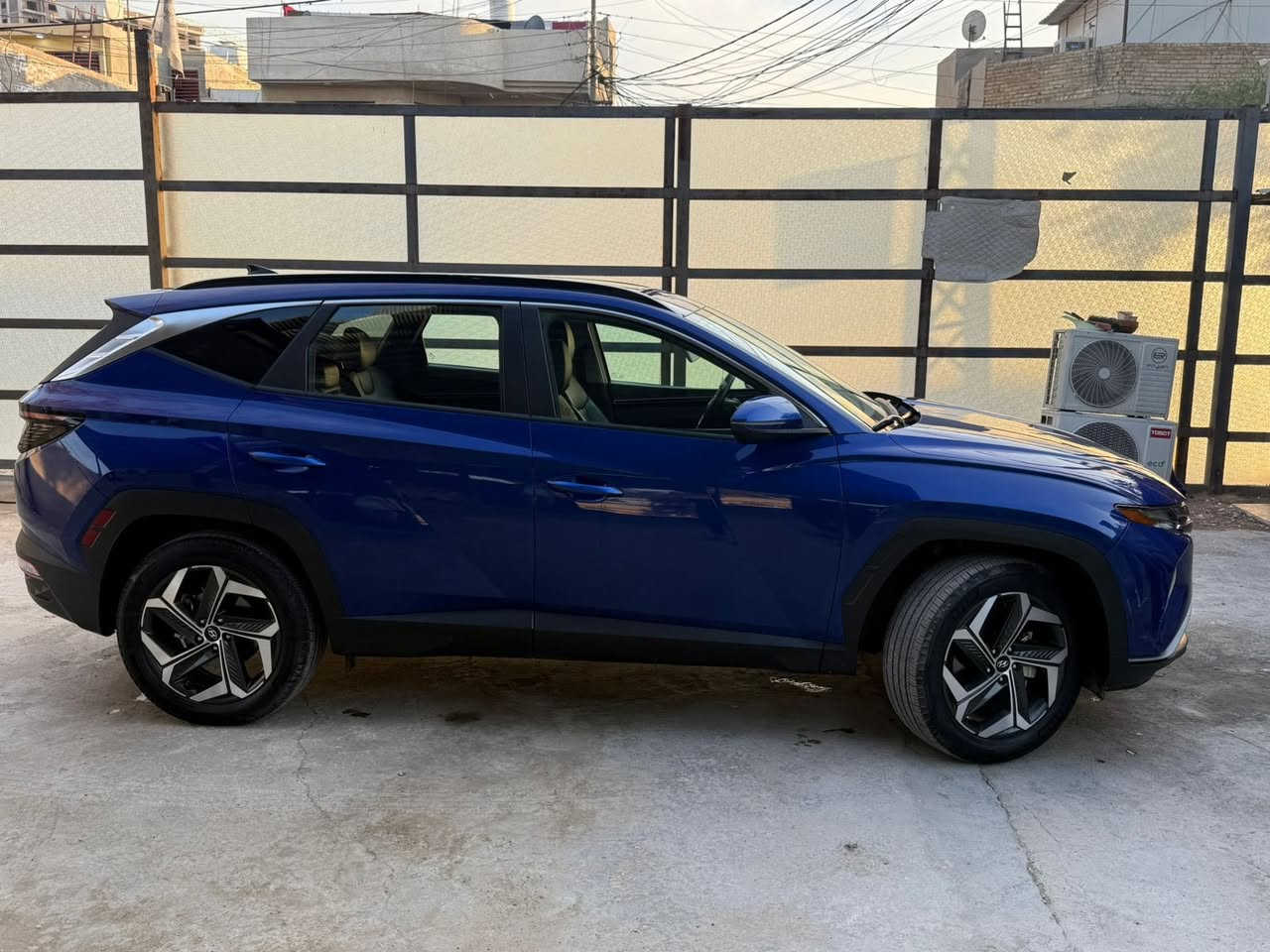 توسان موديل ٢٣ وارد حادث قطعه وحده بنيد راحع نفسه بدون دواخل او ايربكات موصفتها معروفه استفسار اكثر 
اتصال ***********
سعر 19.500
