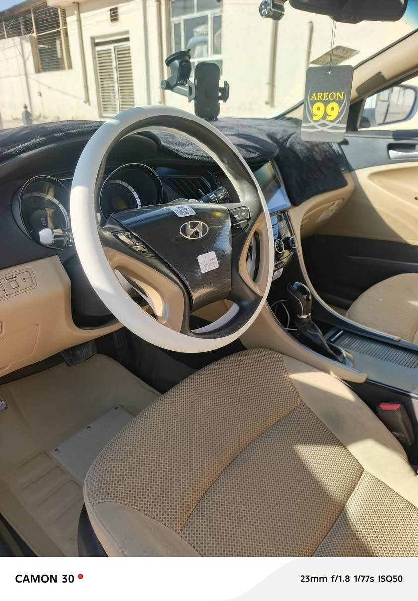 سوناتا موديل ١٤ خليجي سياره جديده كير ومكينه جددتبريد قطعتين تخم تاير حداديه وره وكدام رقم سليمانية بسمي تريد تحويل تريدوكاله بيه باب الوره جهت اليمن تبديل وكاله ورش بجاملغ مراوس بكي فايف او سوناتا ٢٢ مكاني بابل الحمزه الغربي معه الفرق حسب القناعه ***********/***********
