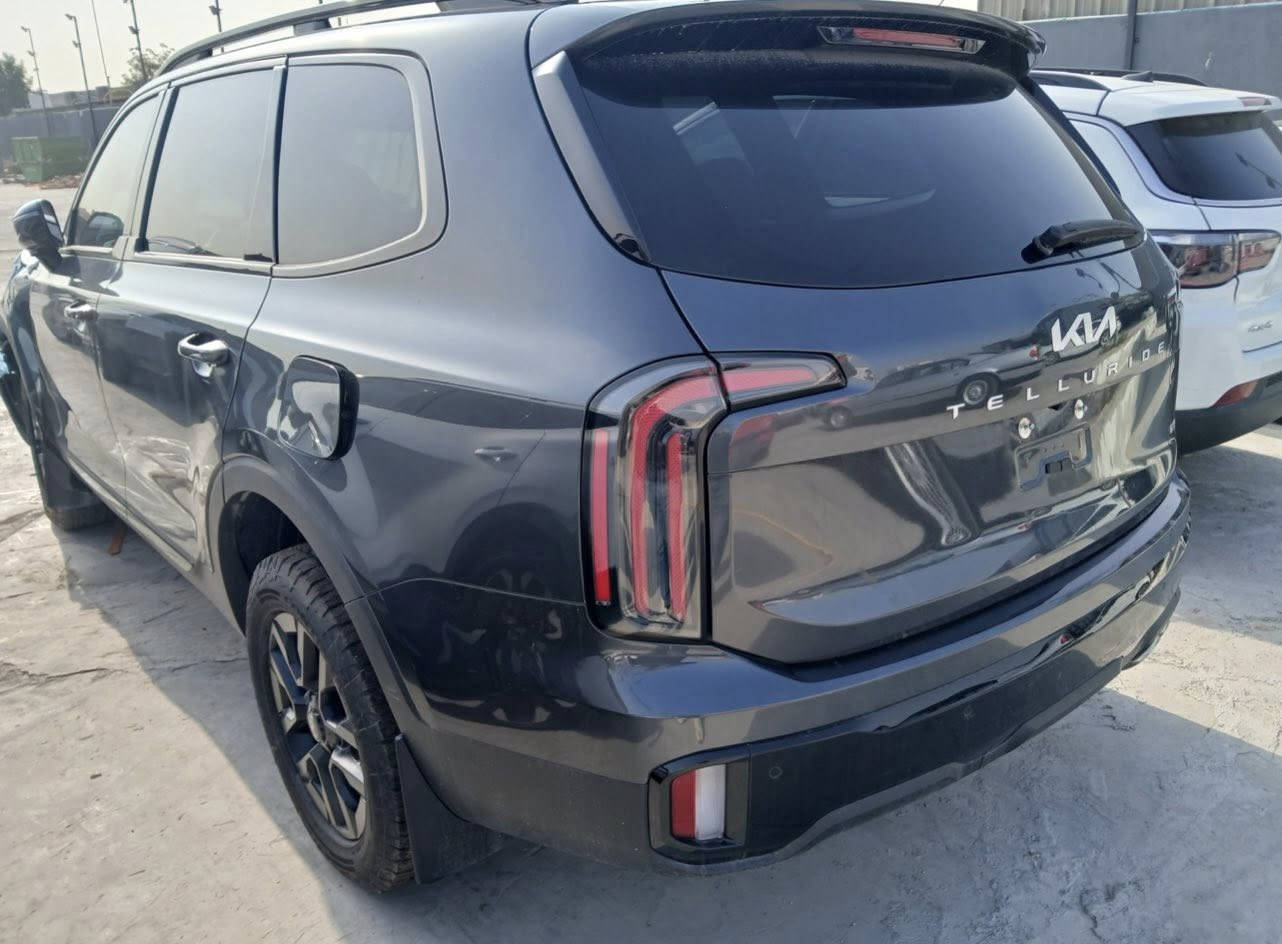 كيا تولورايد 2024 فول واحد على واحد فئة Sx اكس لاين
بنوراما فتحتين كامرات دوارة 360 درجة عداد/14 الف
محرك3800 ستة سلندر داخل قرميدي الضرر جاملغ وبنيد يتصلحن بدون تبديل السعر: 255 ورقة واصل بصرة 
مدة الاستلام اسبوع السيارة تابعة لشركتنه 
للحجز : الاتصال على مالك السيارة: ***********

لبيع سيارتك والنشر لدينا :***********
