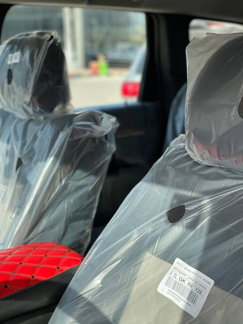 سلام عليكمJeep   LIMITED
*جيب اوفر لاند
*محرك السيارة: 5700/V8 🔥
*الكير : اوتوماتيك
*العداد :160 
*لون : ازرق سمائي 
*الموديل : 2011
*السياره وارد أمريكي
*لسياره مابيه نقص برغي ✅
*الحالة او نوع الضرر :بابتين الصدر 

*الـــــــمــــــوأصــفــات🔥
*4x4 
*كامراه خلفيه 
٫ بونوراما 
*تحكمات بل ستيرن
*وشاشه اعطال 
*لون الداخل السياره : اسود  و مطعم بصاج بل دشبول والبيبان
*تخم تاير جديد✅
*( ترهم مراوس)
*العنوان :بغداد البياع 
*للتواصل 👇
************
************
