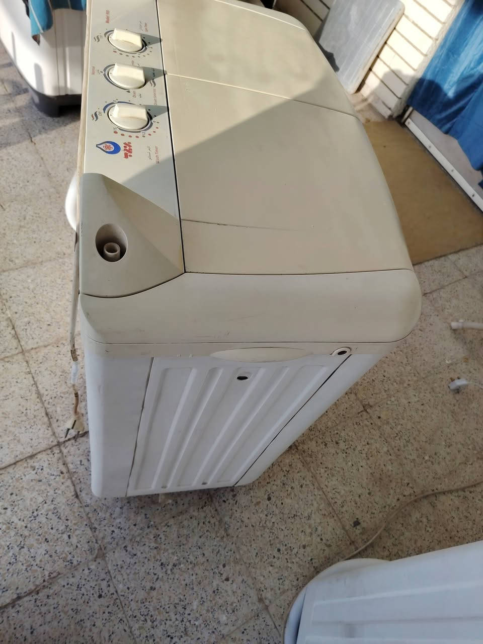 للبيع غساله نوع برفاب حجم 15 كيلو نظيفه جدا وكله شغاله غسل تجفيف تصريف ماء تمام  ماطوراته الأصليه وعلى الفحص وبيه ضمان سعره 75 الف في مركز مدينة الحله حي الزهراء قرب جسر الام موبايل ***********
