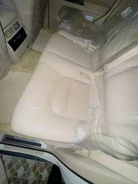 لاندكروز 2021  بريم اصل  كفالة عامه من الصبغ و التبديل و البارد و الفت...