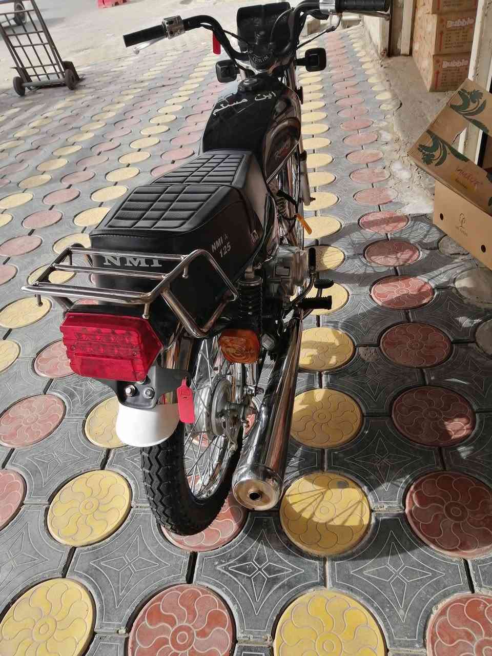 السلام عليكم ناما شلامجه للبيع تعمير كله اصلي 2025 الشاصي 18 تايكر والباقي كله اصلي برغي ما ناقصه المكان كوت. رقم ***********
