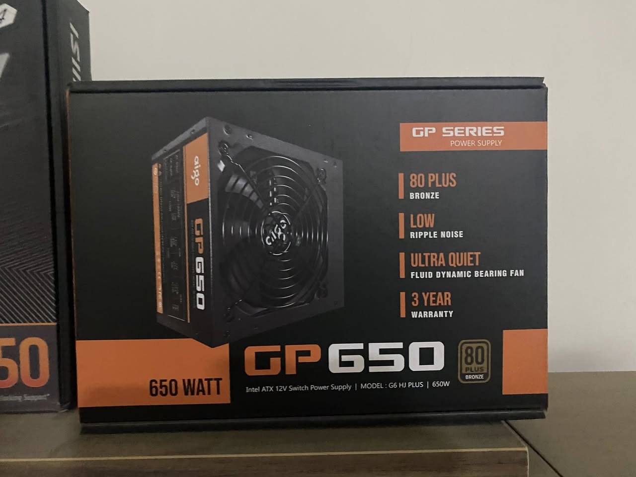 Gaming PC قوي للبيع
المواصفات:
 • CPU: Ryzen 5 7600X
 • GPU: RTX 4060 Ti 8GB
 • RAM: 32GB DDR5 6000MHz
 • Storage: NVMe M.2 1TB
 • Cooling: DeepCool AIO 240mm
 • PSU: 650W Bronze
 • Case: مرتب وتهوية ممتازة
 • الشاشة: MSI 180Hz 1080p Full HD IPS
 الحالة:
 • استخدام شخصي، نظيف جدًا
 • لا فتح ولا تصليح
 • جاهز للفحص والتجربة

الأداء:
يشغل جميع الألعاب الحديثة على إعدادات عالية جدًا بدون مشاكل
مناسب للبثوث والالعاب والتصميم

 سبب البيع:
لشراء لابتوب

📍 المكان: (أربيل)
📞 التواصل:واتساب
***********
