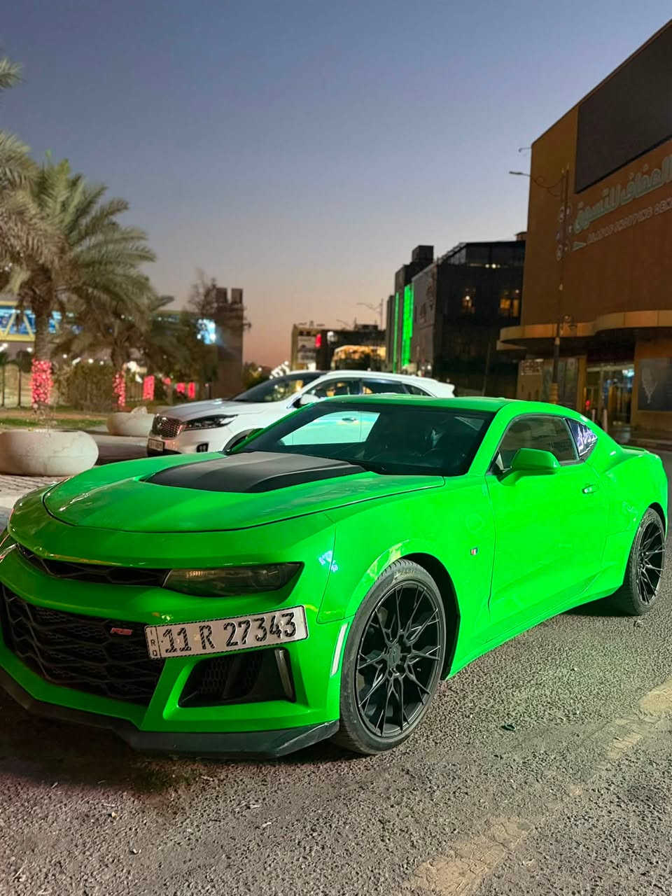 للبيع كمارو ٢٠١٧
٦سلندر٣٦٠٠ 

رقم بغداد بااسمي شرط التحويل 

لون مميز 
تبريد ثلج 
شاشة جبيرة وكاميرا  وتحكمات ستيرن 
كير ومكينة نظيفات 
حدادية جديدة 
يعني من الاخير السيارة كاملة ومابيها نقص 

السعر ١١٠ وبيها مجال 

مكان السيارة كربلاء 
***********

