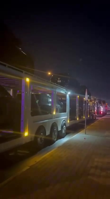 سيارات متنوعة من بينها 20 تاهو  ضُبطت في بيت عدنان الجميلي في أربيل وتم جلبها لبغداد 
اعتقد كانت مخصصة للهدايا


**إذا كنت صاحب هذا الإعلان وتريد حذفه لأي سبب، رجاءا أرسل رسالة إلى الدعم الفني**