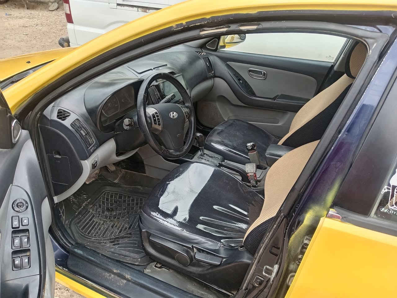 سلام عليكم
الانتر موديل ١٠
رقم انكليزي بسمي مصفره هيئة وغرامة
مكينه وكير وحداديه خير من الله
حادثه جاملغ 
دوشمه جديده
تخم تاير
تبريد شغال
منضومه غاز ٦٠
مكينه ٢٠٠٠ دوش
السعر ٩٠ وبيه مجال قليل
مكاني حله
***********
