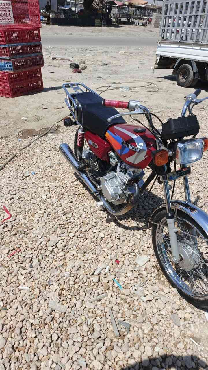 سلام عليكم دراجه البيع نامه شلمجه موديل24 وراق دراجه مكفول سعر 650 اليريده  يتصل  خاص ما مفتوح***********
