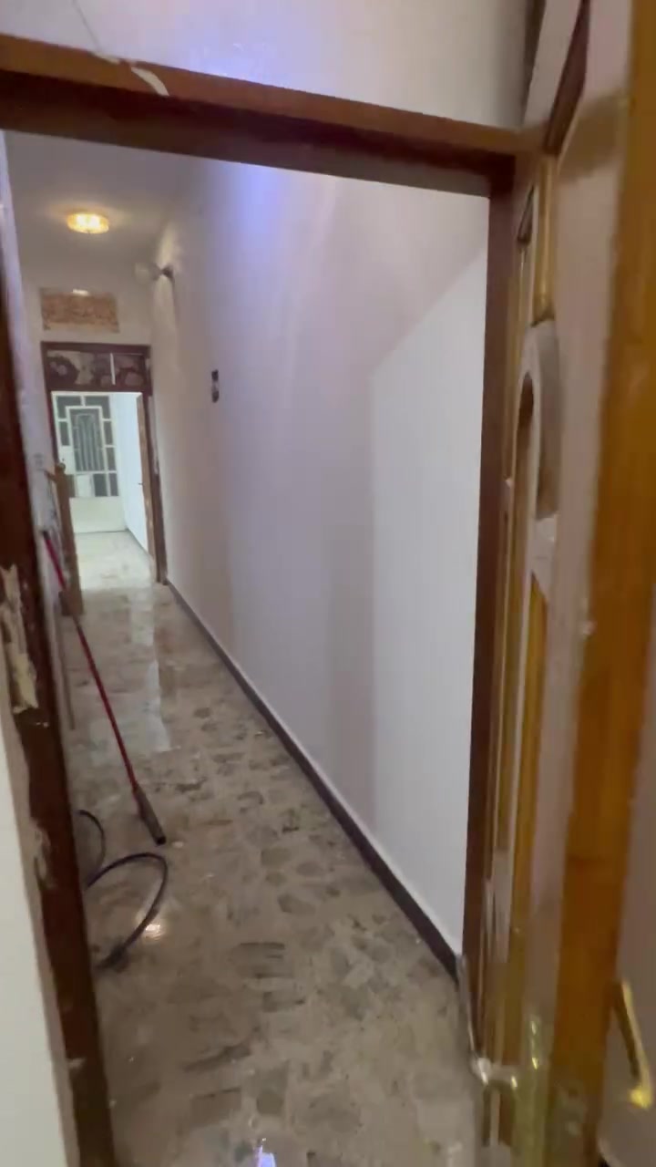الدار للبيع مدينه الصدر قطاع ١٠ مقابيل ١٣ شارع ٦٠ نصف قطعه البناء حديث سنه ٢٠١٨ الدار جهاز للسكن مرمم حديث الاتصال على الرقم ***********

