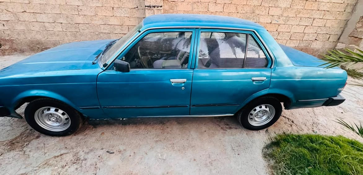 سلام عليكم 
كرونا للبيع مديل 81 كير اوتو ومحرك و اكسل وتبريد خير من الله تخم تاير قبل يومين شديتهن تعمير وصبغ للبدي جديد 
رقم وسنوية وهزه قبل اسبوعين سويتهن لل31 باسمي تحويل ثاني يوم 
رقم ***********
اتصل وبيك خير ودلل
