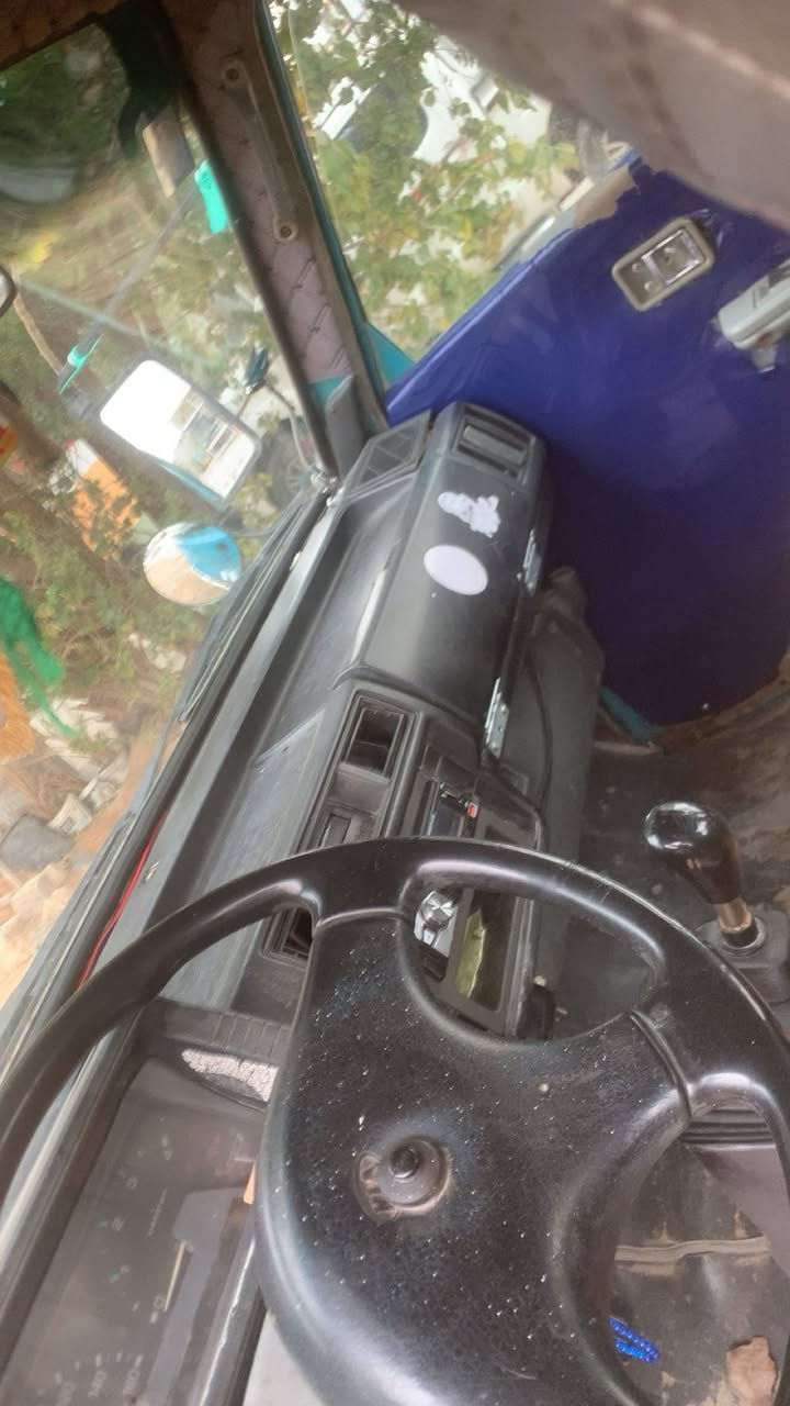 سلام عليكم 
بنكو واصط١٩٩٤
سياره مكفوله كير اكسنً شاصي 
مداور ثاني يومًشرط بس تنقص شي قليل كلش 
مكان نجف سعر ٤٨بيهه مجال قليل   ***********
