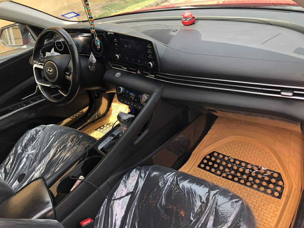 السلام عليكم
النترا 2022 وارد امريكي

بدون ايرباك

فئة sel نصف فول

بصمه-كامره دواره-شاشه كبيره-رادار-تدفئه كشنات

1- تخم تاير جديد / بعدهن بالضمان 

2- باتري جديد 72 امبير / بعده بالضمان 

3- تغليف بيبان مع الداخل كله بي بي اف 

4- لايتات زنون 

5- مواصفاته فول 

6- ماشيه 88 كم  اي نقص مبيه

الحادث بالصور بيه صبغ ربع البنيد وجاملغ

وباب الصدر وجاملغ خلفي ابيع مصبوغ حزام

السعر 138 
‭0770 085 1591‬
مكان بغداد
