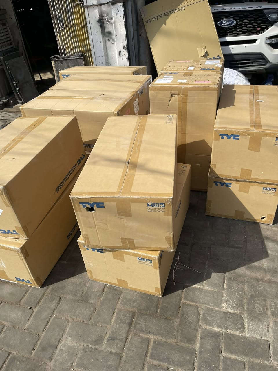 محل احمد فورد
وصول وجبه جديده من ادوات الفورد
اكسبلورر من 2020 الى 2026🇺🇸

محل احمد فورد
الطالبيه ركن القناه 
ويوجد خدمت توصيل 🚗
🔥***********
