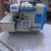 اوفر جاك  السعر  ٤٠٠  نظيفه جدا  وبيهة مجال  بغداد الزعفرانيه  0775539...