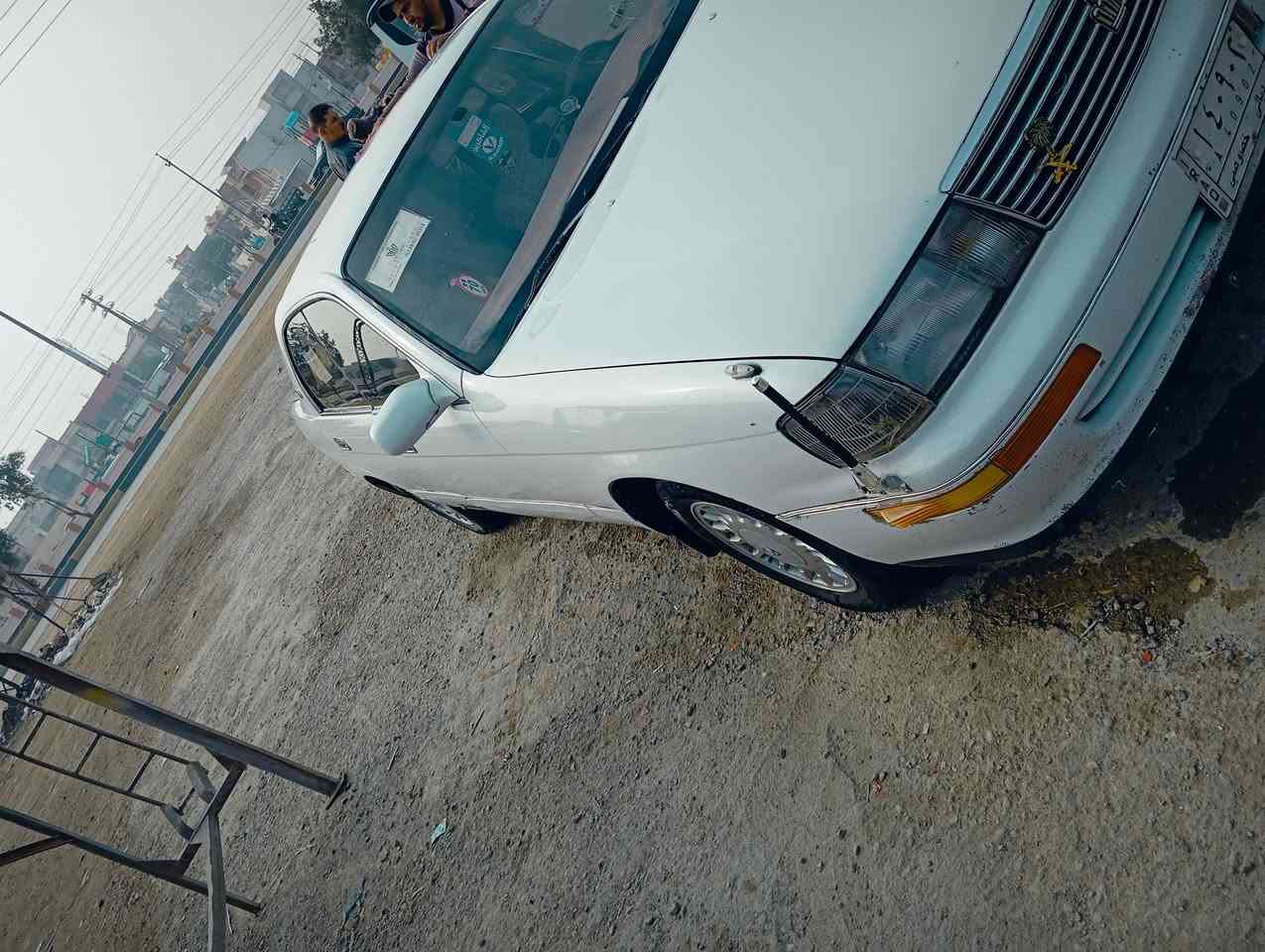 سلام عليكم بطه متصل للبيع موديل 93 كشنات كهربائي السياره صبغ عام اثر جراد مكان واسط السعر 50وبيه مجال قليل للاستفسار ع رقم ***********
