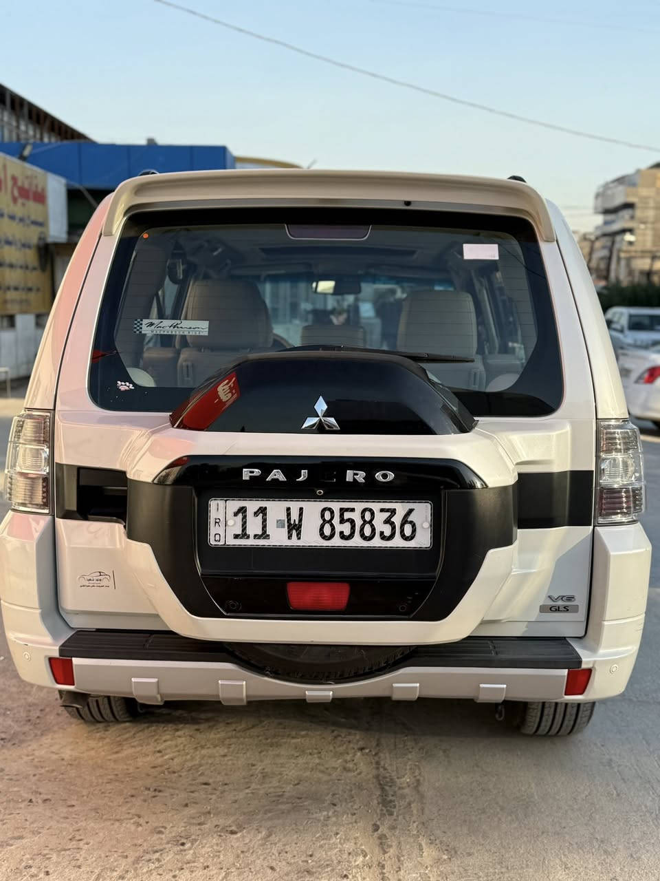 للبيع باجيرو موديل 2015 حبتور مكفوله من الصبغ و التبديل ماشيه 81 حقيقي وقابل للزيارة بسمي السيارة تفاصيل اكثر *********** مكان السيارة بغداد الغدير او زيونه
