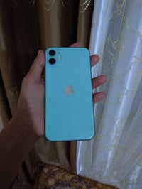 يا الله iPhone 11📱عادي  لون فستقي 💚  تك شريحه  الجهاز  مستبدل فقط شاشه...