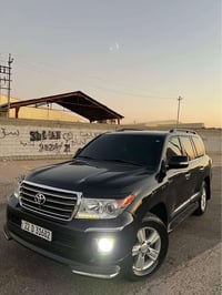 لاندكروزر VXR • ٢٠١٣ • محرك ٥.٧