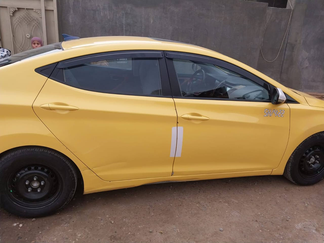 السلام عليكم ورحمة الله وبركاته النترا موديل 2016 وارد امريكي
بيها صبغ موجود سونارها بلصور رقم بغداد 
السياره كلش حلوه وسعرها 100  وبيها مجال حك الجيه 
رقم صاحب السيارة اني مكلف بلنشر لحد يدخل خاص  ***********
