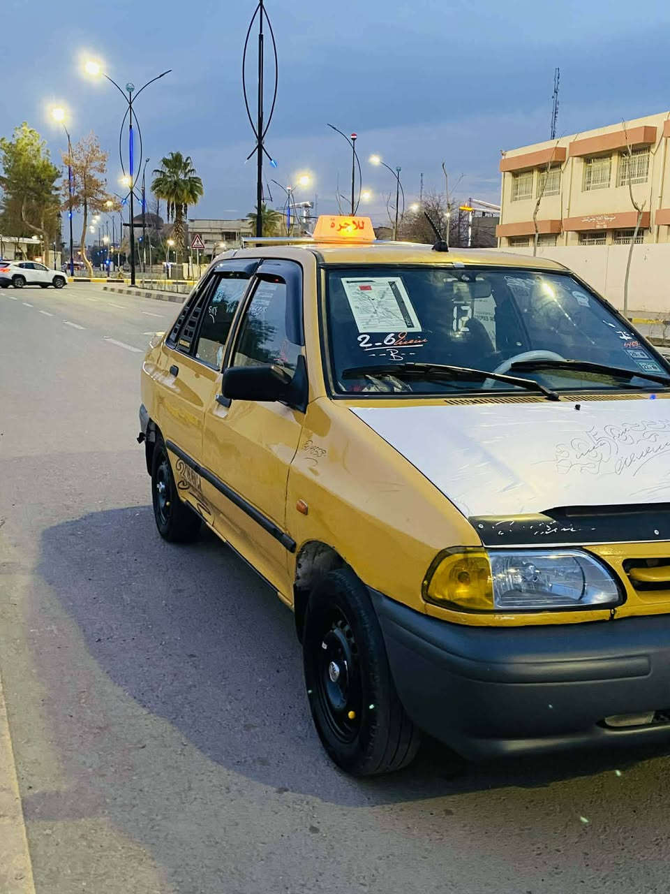 سلام عليكم سايبه 2011 للبيع سياره جدا نضيفه دواخل لا خياس ولا رصعات سياره بيهه كوبون الكتروني جديد سياره شرط تحويل راعيهه موجود للاستفسار واتساب ***********
