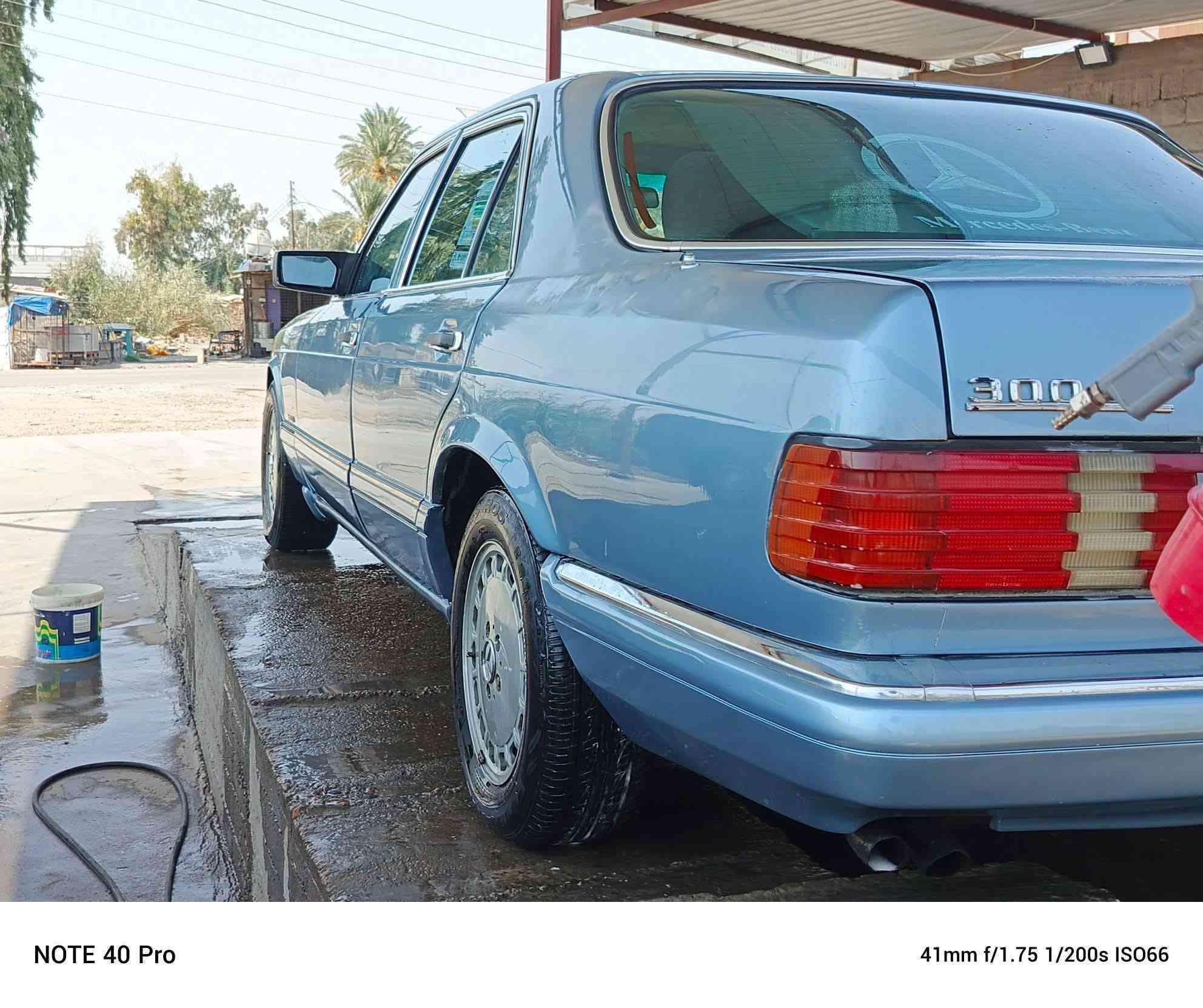 سلام عليكم مارسدس للبيع رقم بغداد بسمي موديل ٩٠ السعر ٨٥ جابو رئاسي ٣٠٠ بلادي كله بلادي محرك كشر داخل تخم تاير جديد باتري جديد السياره بلاديه بدون حادث مكان السياره بغداد  ***********
