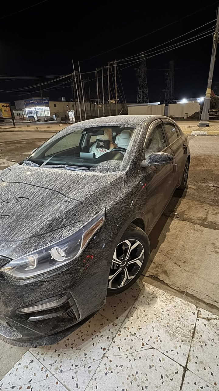 السلام عليكم كية فورتي2020
للبيع السياره بعده جديده ماشيه قليل 63 ميل 
نضيفه لونه اسود 
موصفات 
شاشه وكامره
تحكمات إستيرين جهتين
محرك 2000 دوش المرغوب
كيرهاا At المرغوب 
السياره مامتعوبه 
تخم تاير جديد 
ويل كب

ضررهاا بامريكاا بابين فقط 
بجم كبس 
الضرر الباقي بل عراق صاير بيهاا 
السونار موجود بل صور 
رقمه بغداد باسمي مشروع وطني 
تحويل ثاني يوم 
السعر 118 وبيهاا مجال 
***********
