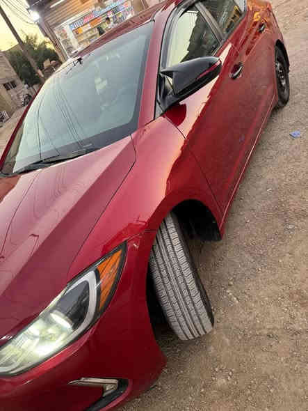 السلام عليكم 
النترا 2018 وارد امريكي 
حادثها بنيد مبدل فقط بدون دواخل لغود شواصي الباقي كلها ليبل واحد وطخه صغيره عالبارد بهلال الجامرلغ الخلفي 
محرك 2000 دوش مكينه خير من الله 

كير اي تي 6 نمر 

مواصفات se

شاشه. اصليه 

لد زنون شاشه اندرويد 

مثبت سرعه كروس 

3 انظمة قياده يكو سبورت نورمول 

تحكم ستيرن جيهتين 

كامره خلفيه 

تدفئه تبريد خير من الله 

سنويه وهزه جديد 2030   

 رقم اربيل الجديد بسمي شرط تحويل 

تخم تاير جديد و ويل جديد سياره جاهزه 

موجوده صور الوارد و سونار 

حادث جاملغ فقط امامي 
السعر ١٢٥ وبيها مجال 

مكان بغداد الغزاليه الهياكل أو ديالى جديدة الشط
*********** اتصل شريحه وتساب
