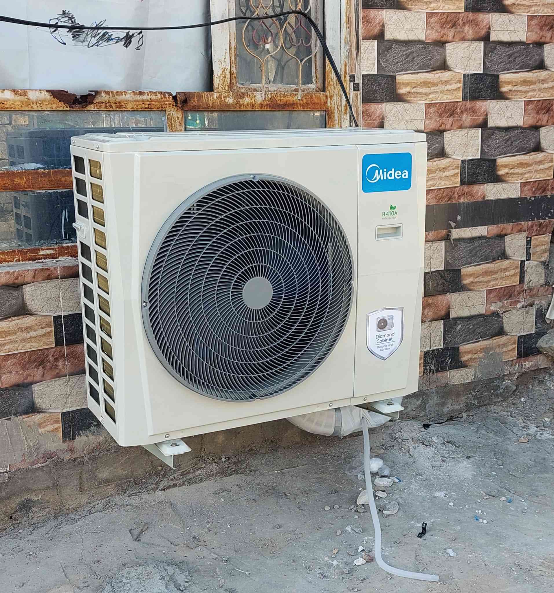 ولأن التميز عنواننا نقدم لكم دائماً الأفضل والأجمل 
جزء بسيط من أعمال ورشتنا لزبائننا الكرام 
نحن جاهزين في خدمتكم طول الوقت 

تميز وكن انت الافضل مع ورشة طارق للتبريد 
للإستفسار التواصل معنا على الواتساب أو الإتصال على الرقم ***********
