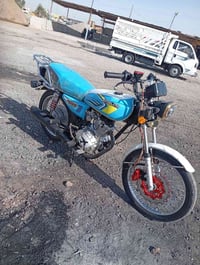 ديالى هبهب • موتوسيكل