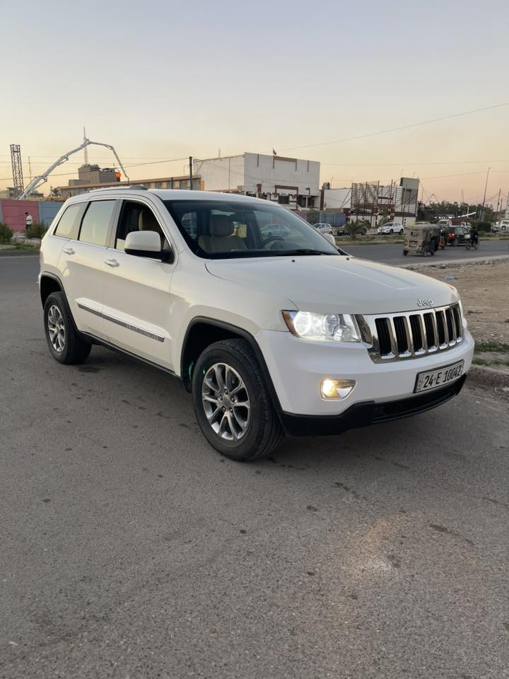 سلام عليكم جيب مديل ١٢ بصمه حساسات كشنات جلد كهرباء فورويل كير مكينه كفاله تخم تاير صدر سياره جديده بغداد بلديات  هزه وسنويه جديده مال جناي سعر 150 ***********
