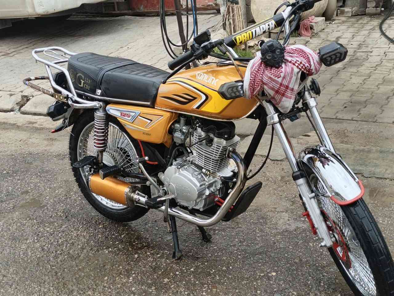 سلام عليكم دراجه اربعه كير سونك للبيع موديل 24 هاي الدراجه خمس نمر محرك ما مفتوح لا صرف لا بخار  سويج بلادي سعره550 بي مجال للطيبين مكاني كركوكك
اتصال + وتس ***********
