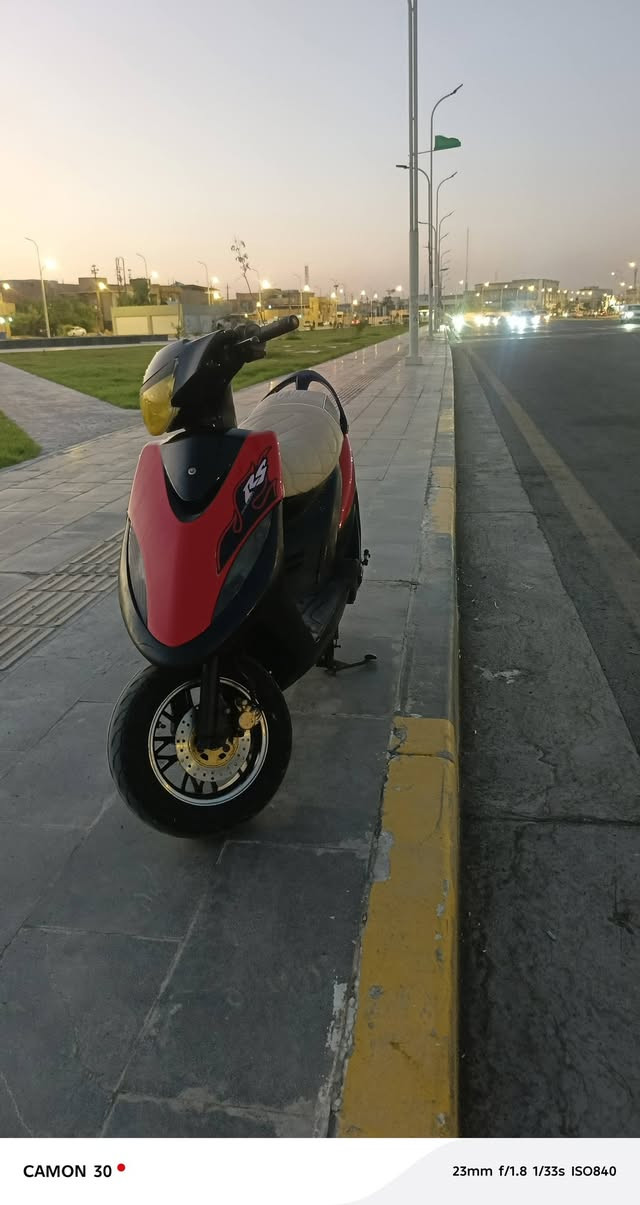 مرحبا ماكس عدله بلاديه و كلهه شغاله من الطوب الطول سلف هندر لايت عالي ناصي اشاير هورن صطاب سكن عيني قفل صندوك قفل سكان السعر ٦٠٠ وبيهه مجال بصره جمهوريه ***********
