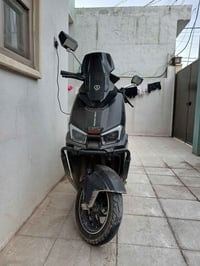 ماطور شحن ريان للبيع شي نظيف وعلى ايدي مشتري 6 بطاريات سرعه 90 بصمة .....