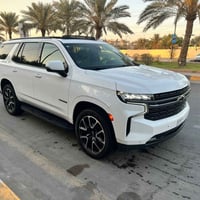 عندي شوفرليت تاهو موديل 2022 داخل جديد داخله بكتاب دبلوماسي تترقم حره ...