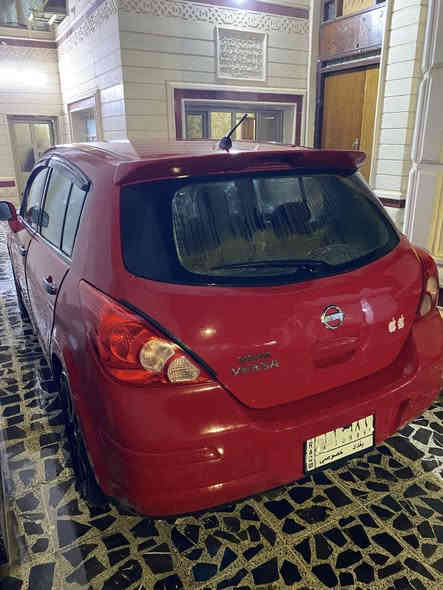 السلام عليكم 
للبيع نيسان فيرسا 2010 رقم بغداد بأسمي 

محرك 1800 كيرر AT المرغوب 

تخم تاير جديد حداديه إماميه خلفيه جديده 

تبريد ثلج شاشه كبيره السياره نافضها على أيدي ومال جناي 

داخلها بيجي . صبغ بنيد وجاملغين إماميه بدون أي حادث 

صبغتهن بسبب الجراد مكان السياره الأنبار الرمادي 

السعر 75 والشراي يجي يفحص ويقتنع وبي خير ويتدلل 

‭٠٧٨١ ٨٨٧ ٤٧٧٣‬
