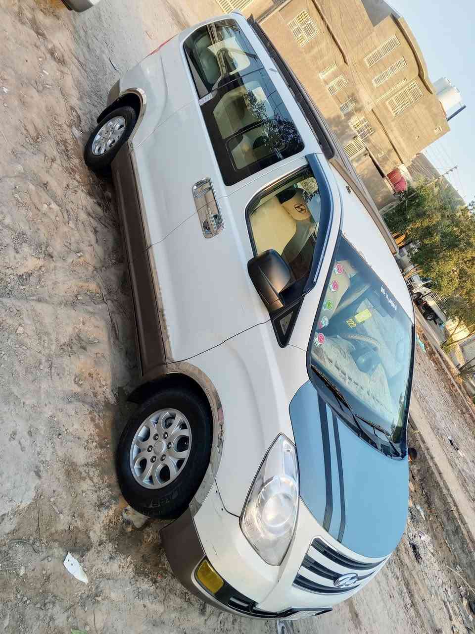 السلام عليكم اليوم عندي ستاركس موديل 11 سياره حداديه مكينه مفتوح ومحوره مسكر ماكينه 12 سياره حلوه كلش مال جناي واللي يحب يتصل على هذا الرقم عنواني بابل القاسم والسعر على التليفون ***********
