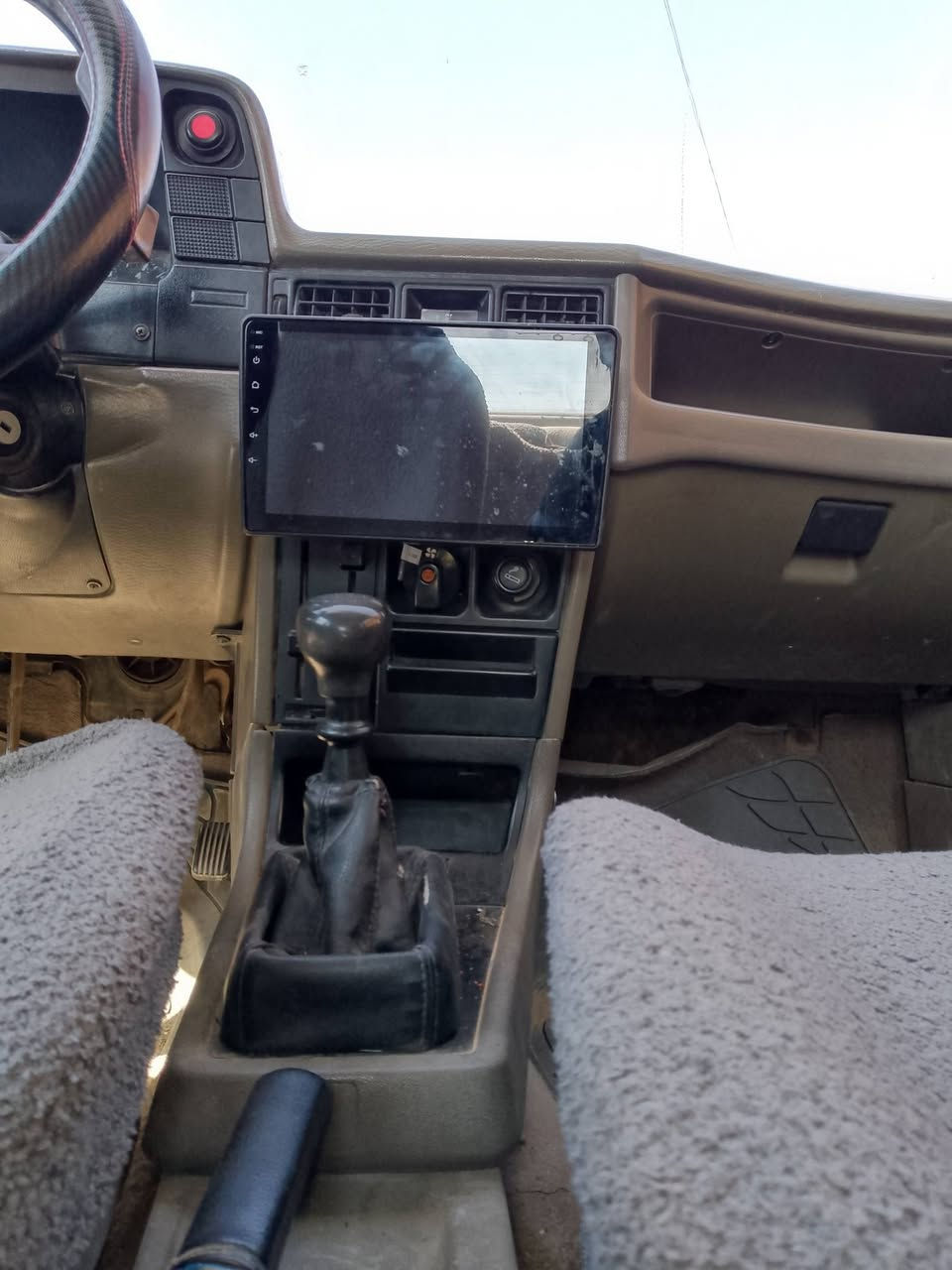 سلام عليكم
كاديت للبيع او مراوس بسياره نضيفه 
سعر 25 
تصال ***********
