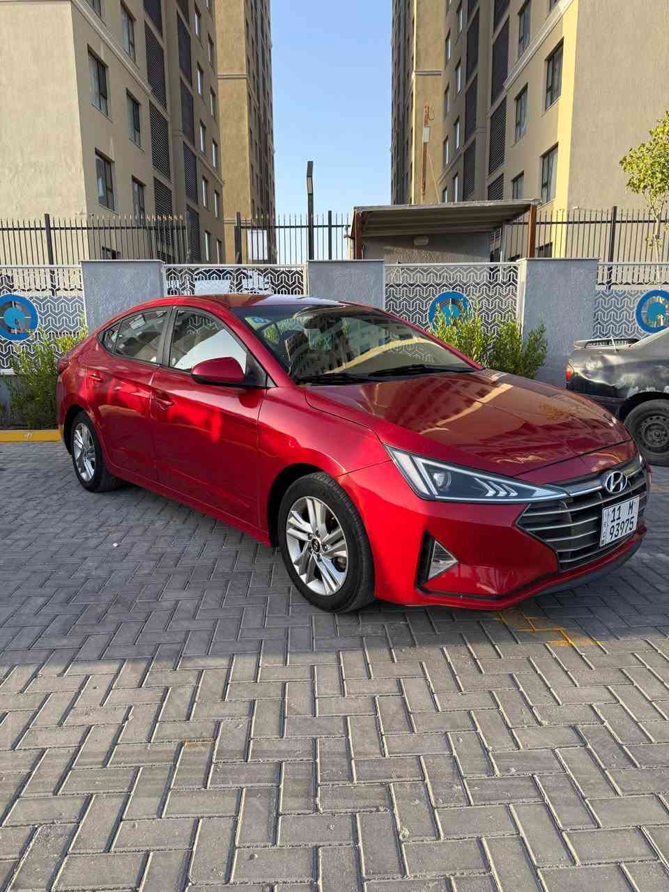 *********** 
سلام عليكم رمضان كريم انشاءالله 
النترا 2020 وارد امريكي بيهة 4 قطع صبغ بنيد وجاملغ وباب عكس سايق ولخافي كير ATM  محرك 2000 شاشة كامرة رادار خروج مسار تخم تاير جديد صدر جديد ماشية 93 الف رقم بغداد دولي للبيع بسعر 118 وبيها مجال مكاني حي الجهاد 
*********** بغداد, العراق
