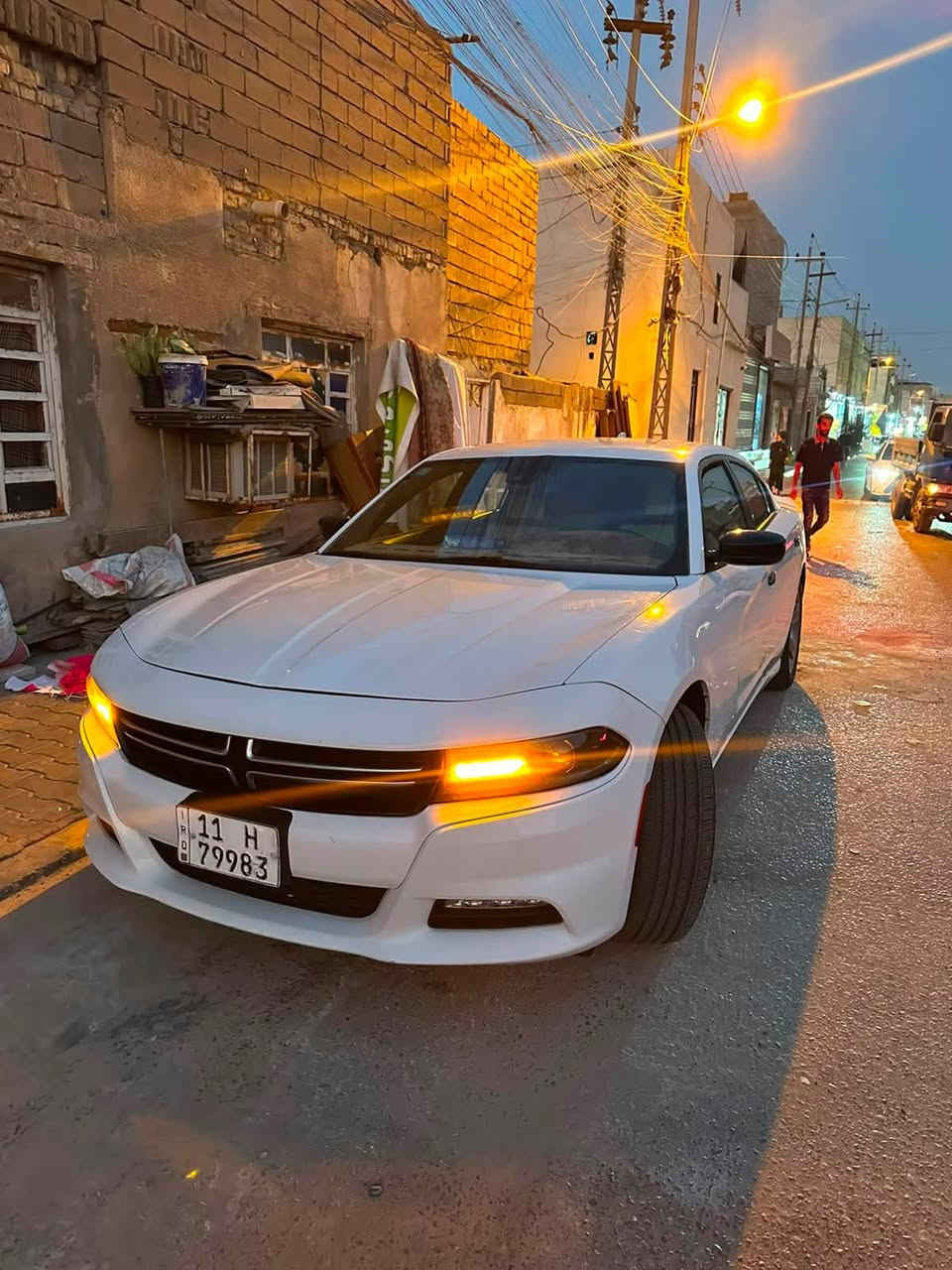 السلام عليكم جارجر 17 SXT امريكي تو ويل كفاله داخله من امريكا ويالعراق صار بيهه بارد مكينه 3600 حداده جديده تبريد ثلج وباسمي تحويل مباشر والسعر 215 وبيهه مجال واللي ميعبه السوك كلشي بي خلي يعبر المنشور للاتصال ***********
