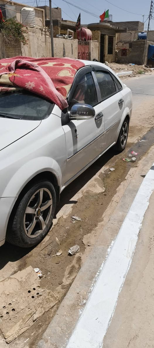 اوبترا موديل ١١ رقم إنكليزي باسمي السياره جاهزه بيه ضربه بالجاملغ الأمامي جهة  السيائق والضربه بسيطه والبقية أثر اشخوط وصبغ تكحيل وتلقيه تجي وشوف بعينك أحسن من الشرح مكينه وكير مكفول وكهربائات كله جاهزه كامره شاشه وكامره بالمري الفوك ودواخل كله جديد وحساس أمامي وخلفي والسعر ٦٨ وبيه مجال قليل كلش تفاصيل اتصل وتدلل ***********
