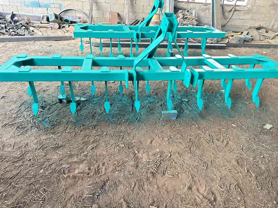 سلام عليكم معدات زراعيه تسكام الاتصال ***********
